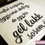 Szépségszalon kozmetika szempilla műkörmös fodrászat dekoráció kirakat